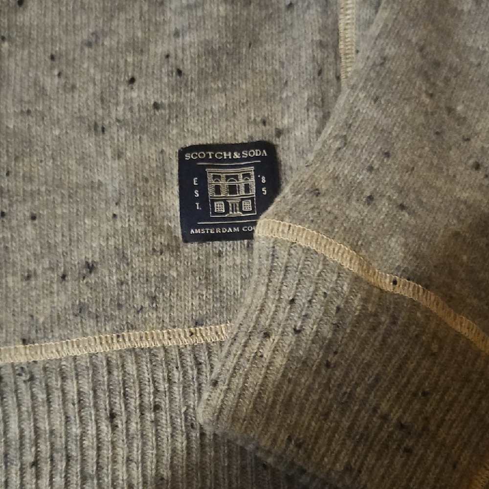 Scotch And Soda Men's Gray Speckled Crewneck Sweater - Picture 4 of 5